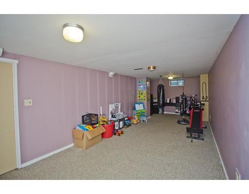49 Loretta Street Springfield, MA 01118 - Photo 5 of 19 Gallery Image 5