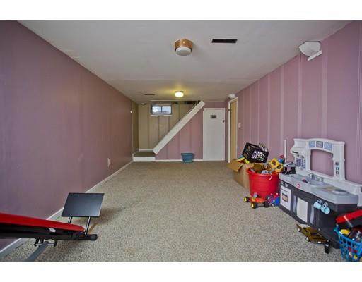 49 Loretta Street Springfield, MA 01118 - Photo 6 of 19 Gallery Image 6