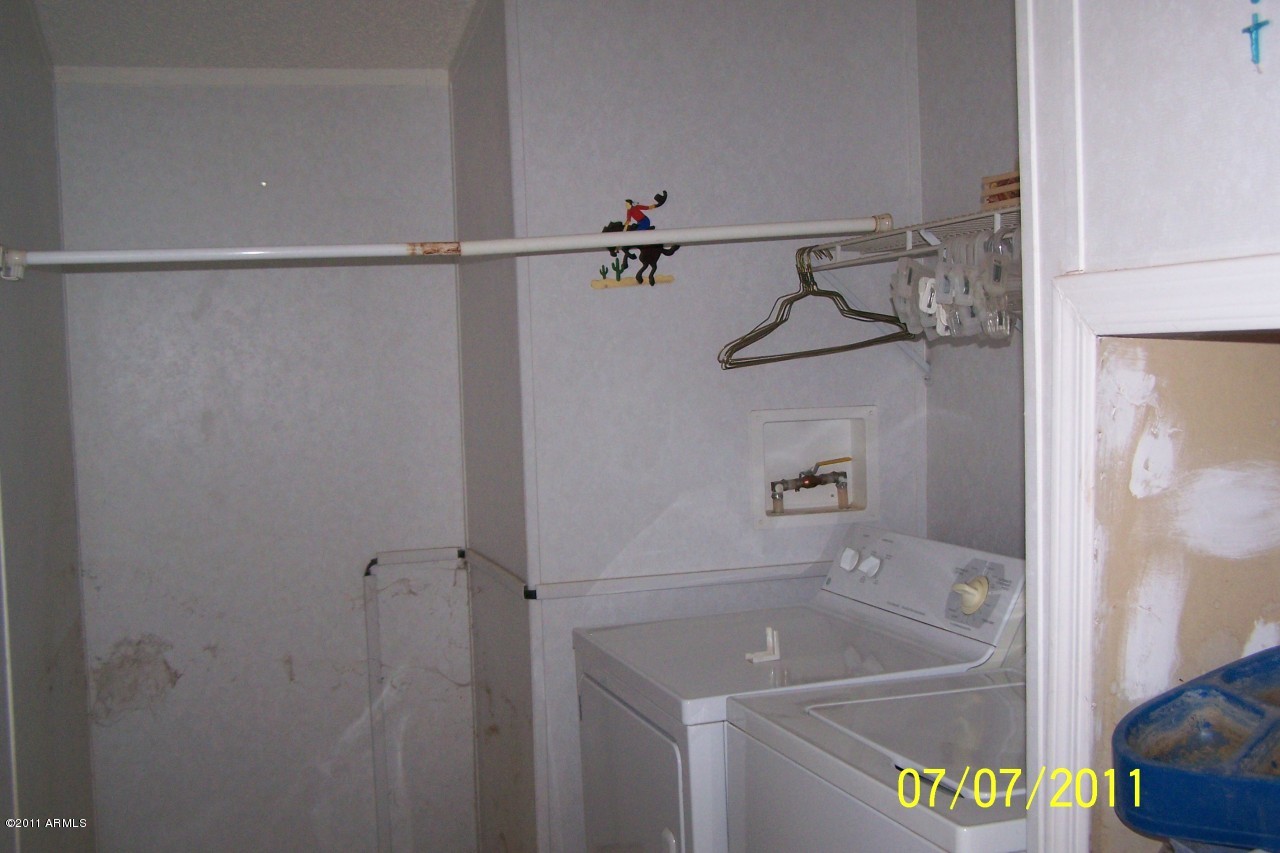3466 North Ralston Road Maricopa, AZ 85139 - Photo 9 of 13 laundry
