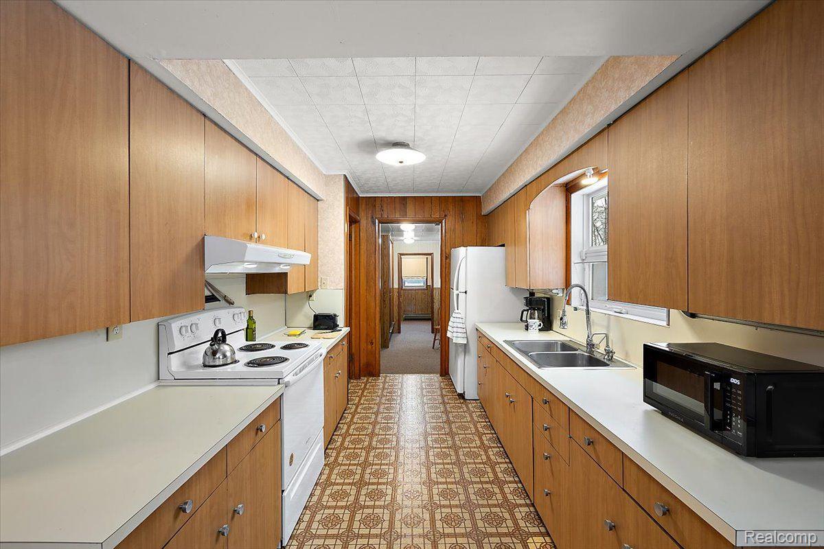 3850 South Baldwin Road Lake Orion, MI 48359 - Photo 19 of 50 Gallery Image 19