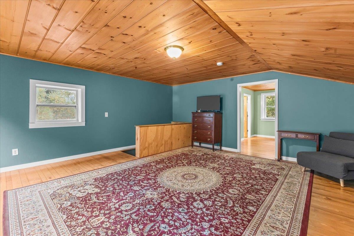 252 Spring Road Tunbridge, VT 05077 - Photo 35 of 54 Gallery Image 35
