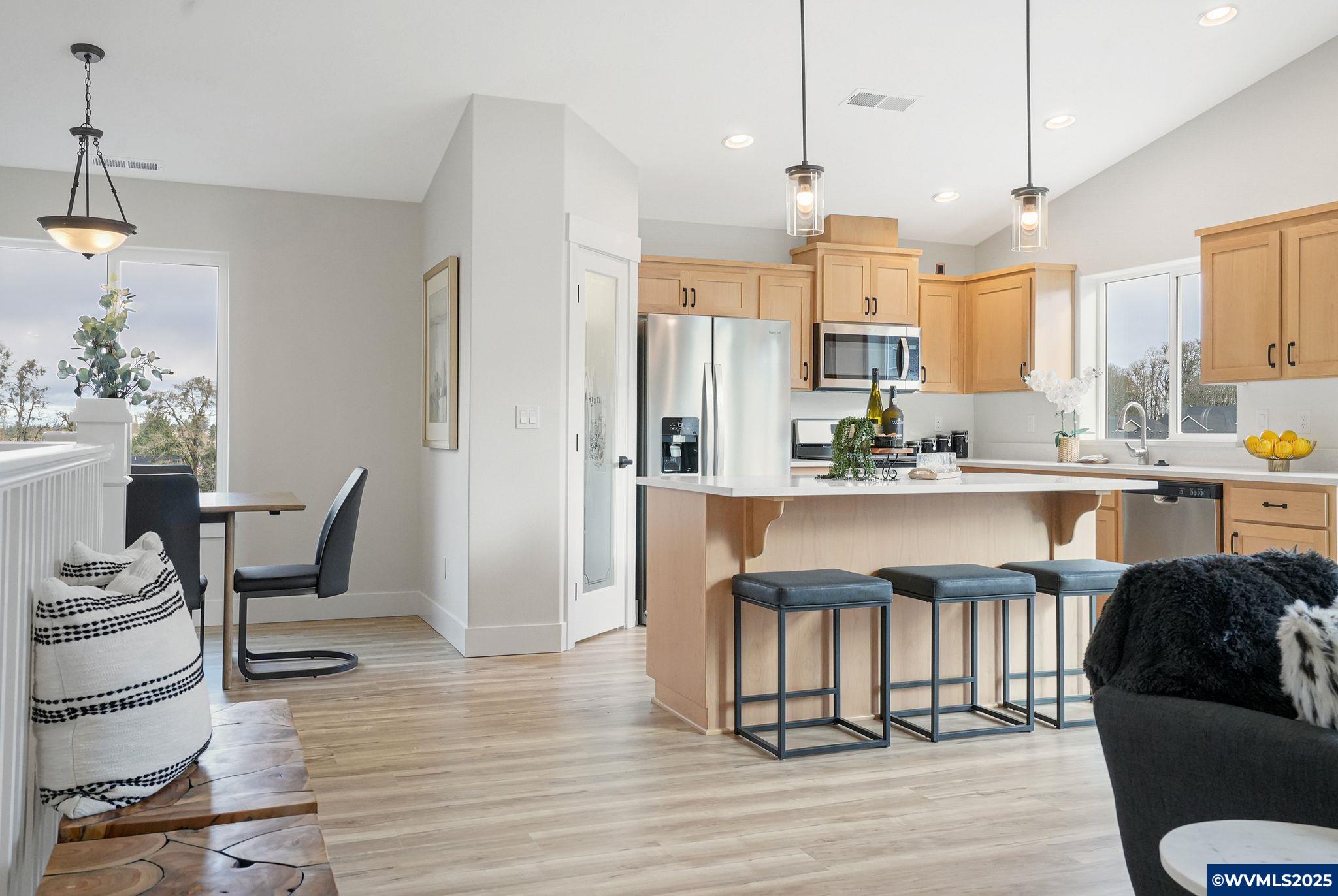 5682 Jeremy Vly Road Southeast Salem, OR 97306 - Photo 16 of 49 Gallery Image 16