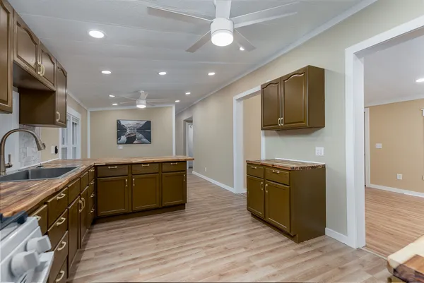 $239,900 | 133 South Street, Seneca, IL 61360