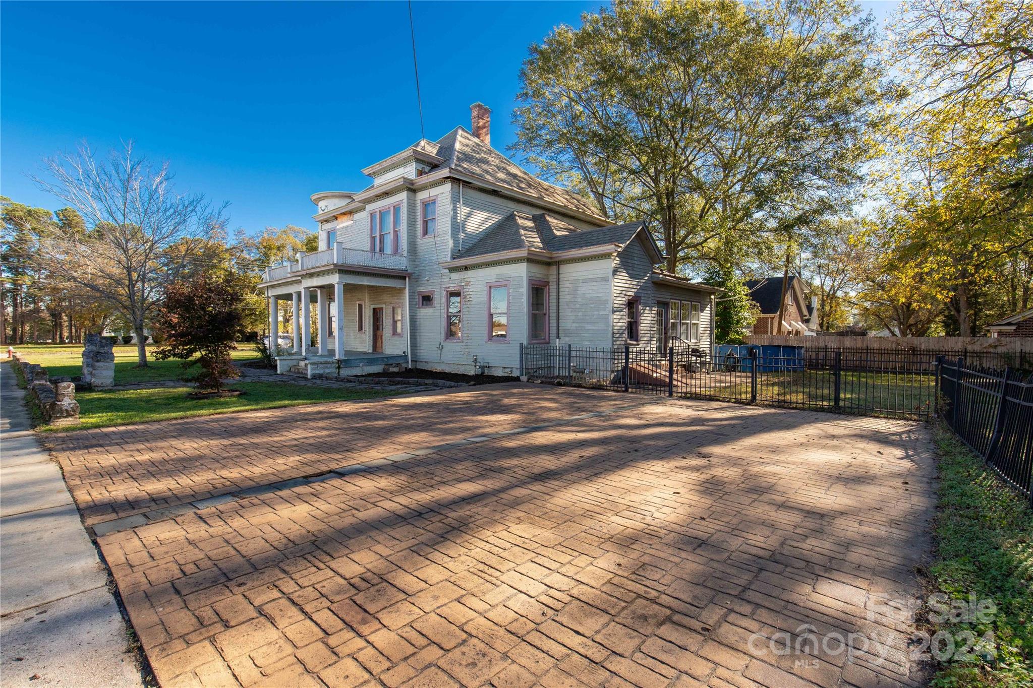 307 Kings Mountain Street Clover, SC 29710 - Photo 7 of 45