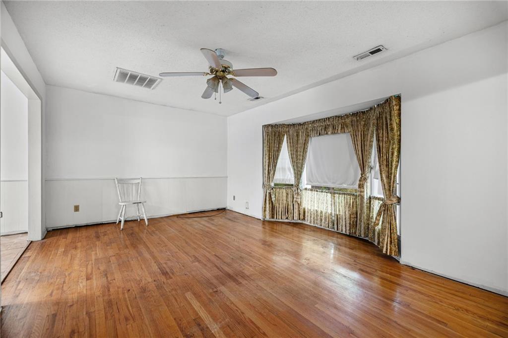 863 Kendall Road Peculiar, MO 64078 - Photo 21 of 29