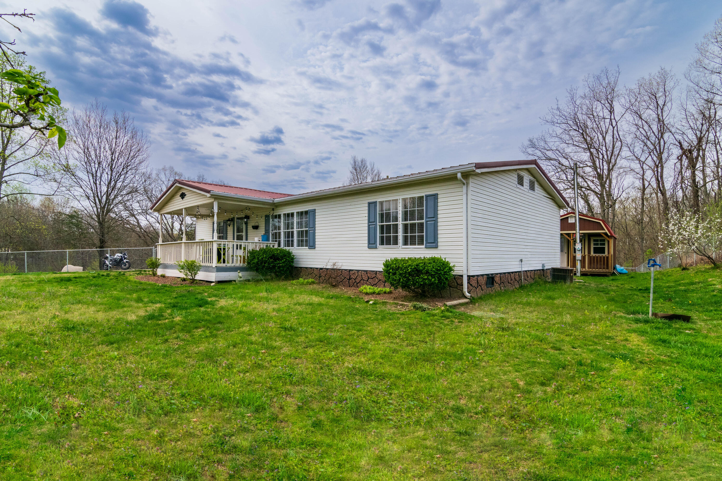 1315 Sand Hill Road Irvine, KY 40336 - Photo 2 of 45 1315SandHillNew-2-6