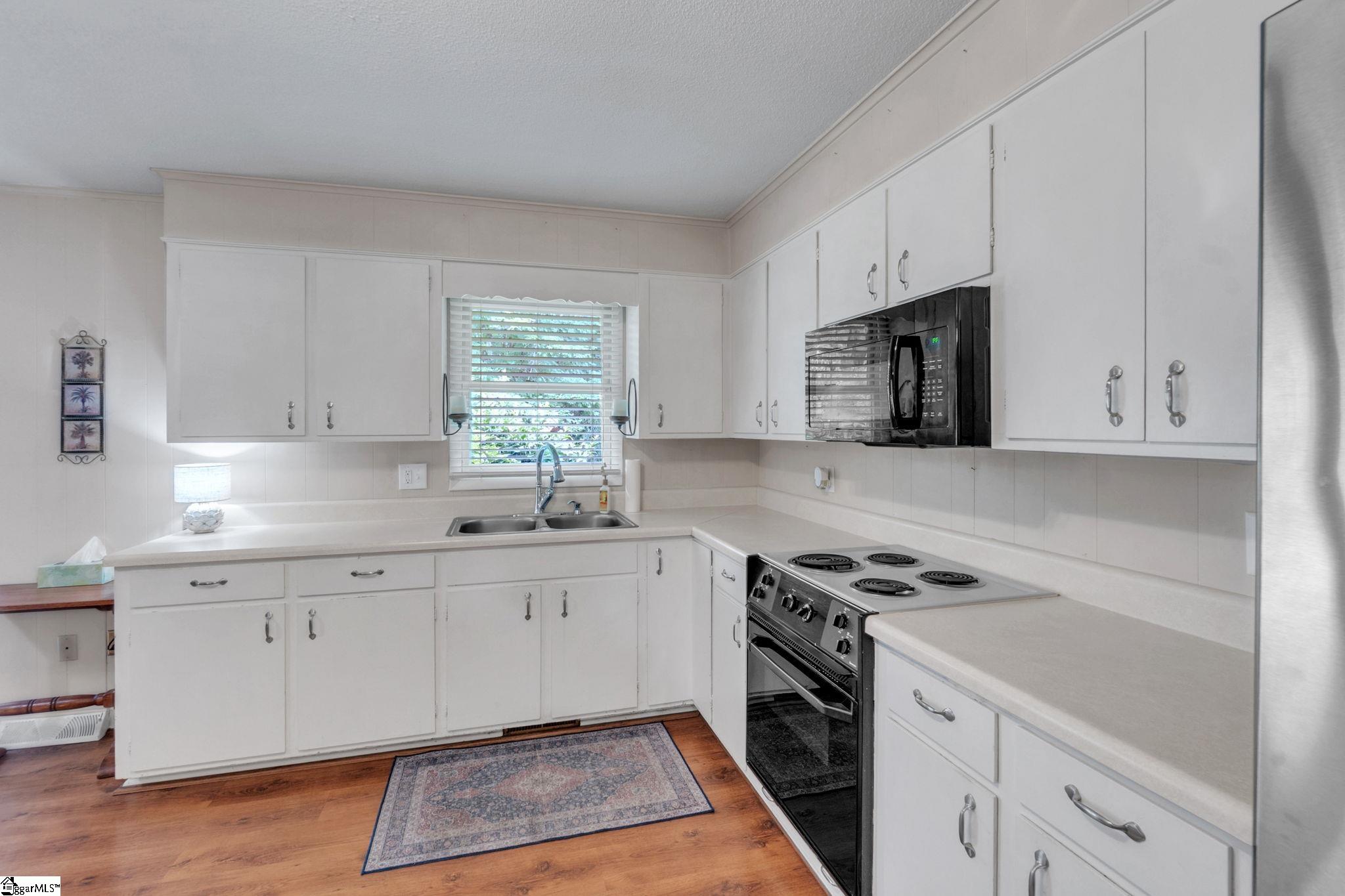 200 Rampey Street Easley, SC 29640 - Photo 13 of 41