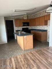 26629 North 206th Avenue Wittmann, AZ 85361 - Photo 4 of 14 ff83dde53a311f0d9fb0602467e17354