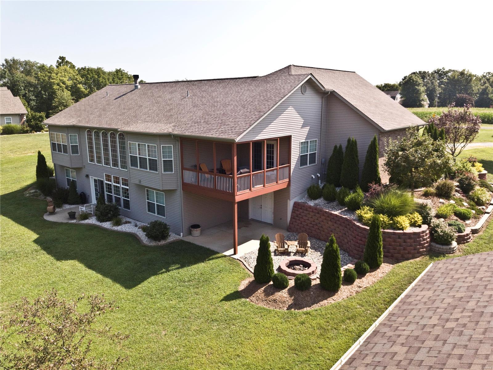 2213 Steinkoenig School Road Highland, IL 62249 - Photo 43 of 47 Gallery Image 43