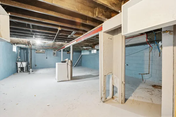 $92,500 | 19250 Charest Street, Detroit, MI 48234