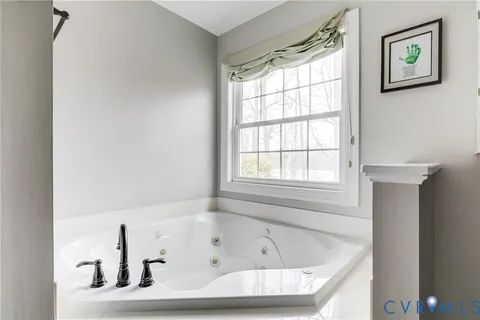 $775,000 | 5108 Amberwood Drive, Glen Allen, VA 23059