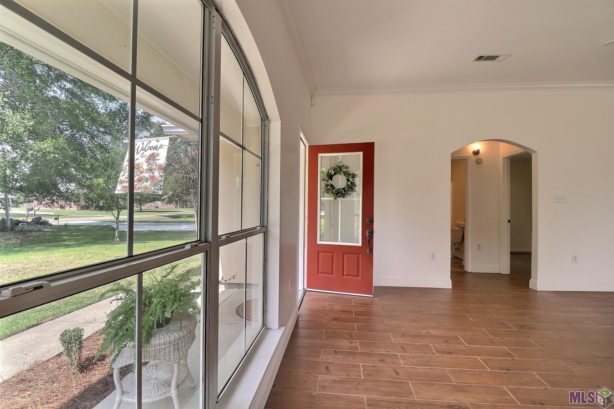 10561 Eagle Crest Road Denham Springs, LA 70726 - Photo 11 of 27 Gallery Image 11