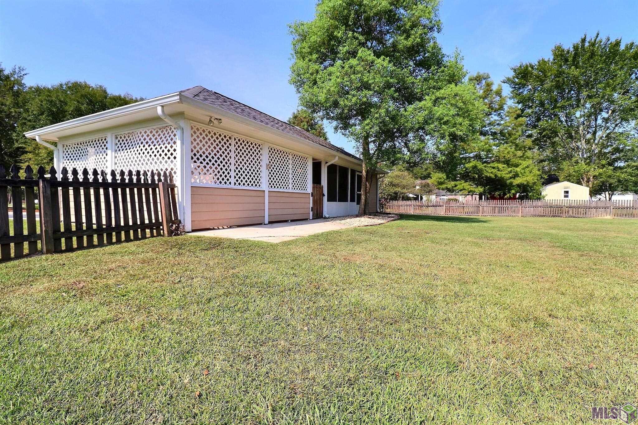 10561 Eagle Crest Road Denham Springs, LA 70726 - Photo 10 of 27 Gallery Image 10