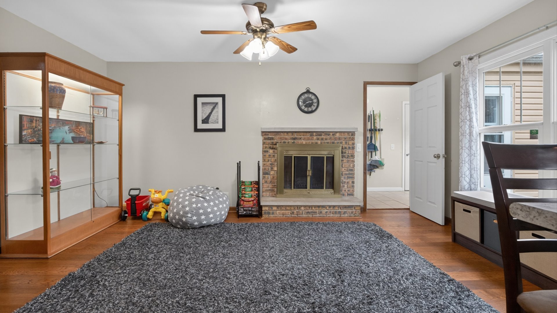 13884 960 E Road Bloomington, IL 61705 - Photo 5 of 45