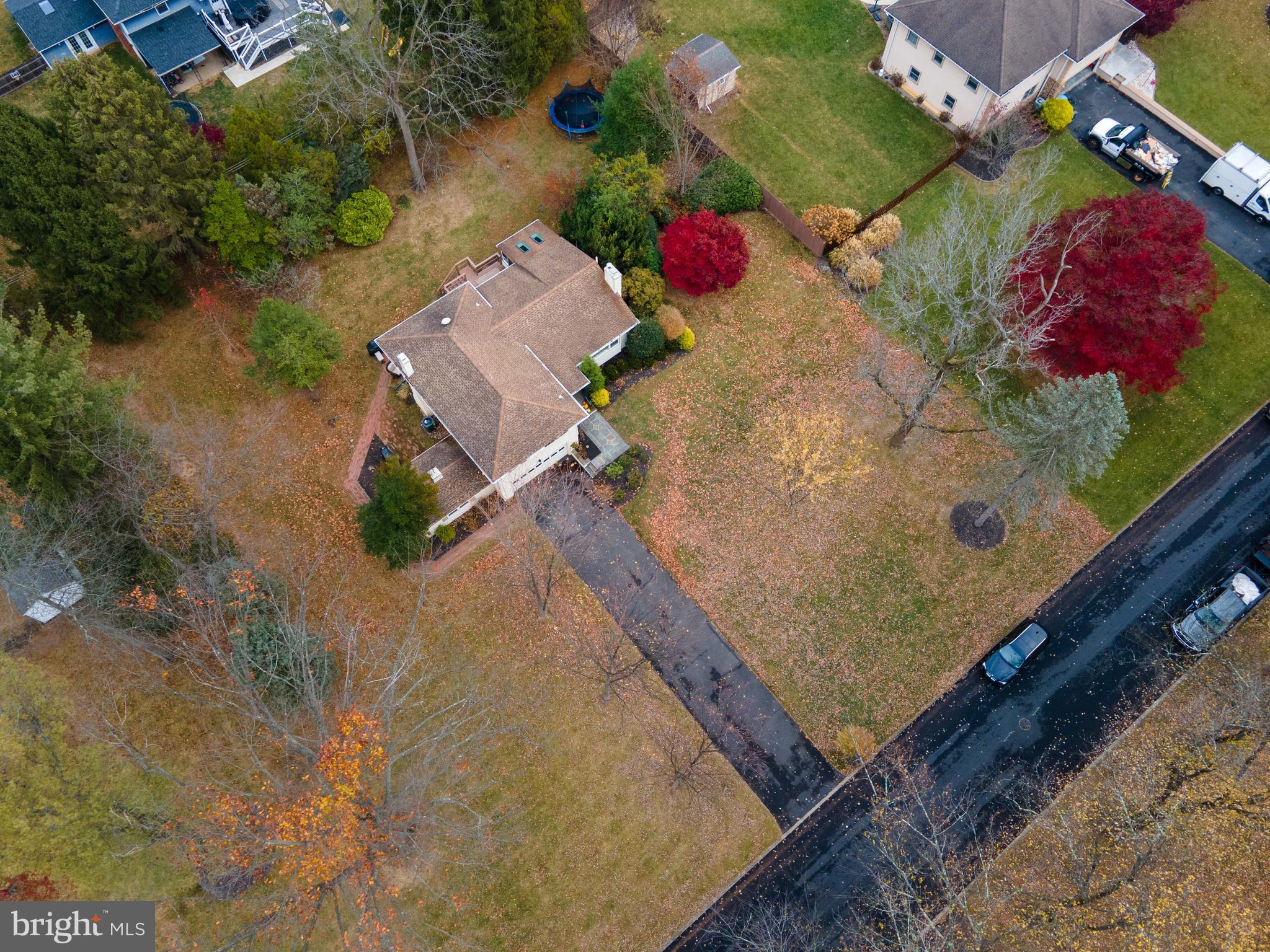 305 Llewellyn Road Ambler, PA 19002 - Photo 4 of 46