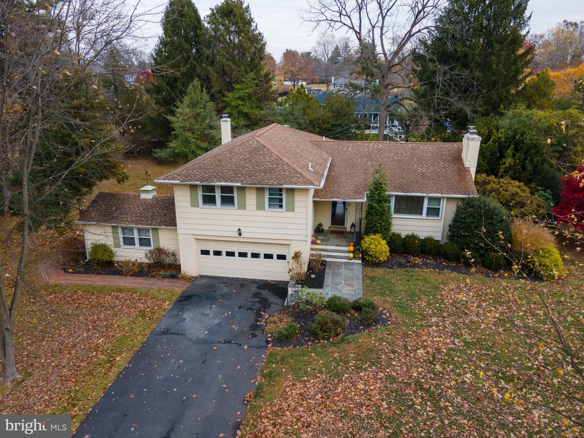 305 Llewellyn Road Ambler, PA 19002 - Photo 6 of 46