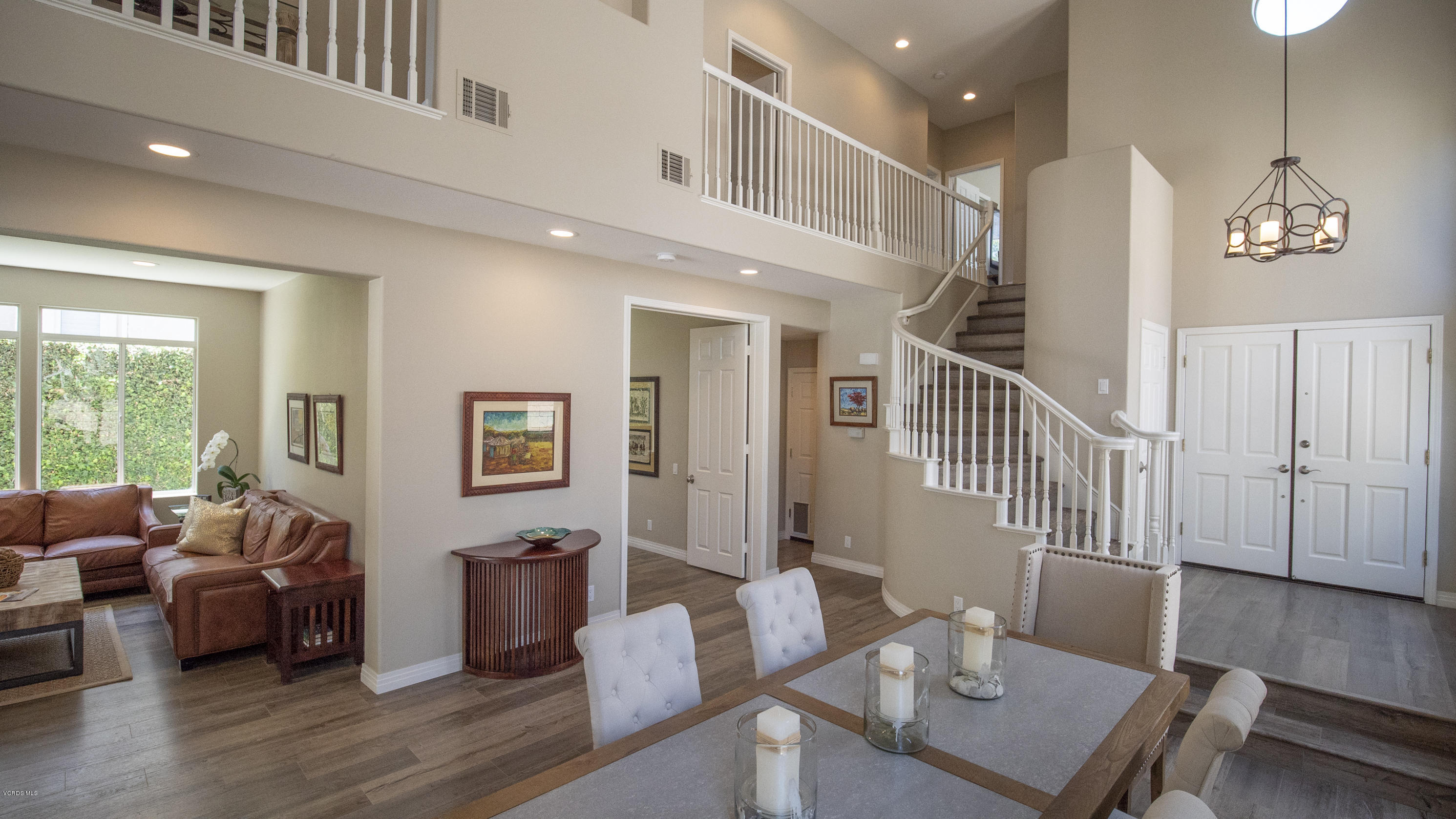 3944 Sunsetridge Road Moorpark, CA 93021 - Photo 3 of 25 a living room with furniture and wooden floor