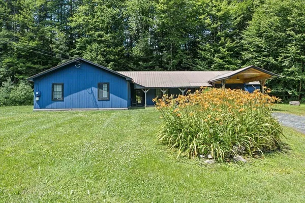 $799,000 | 2878 Waterbury Road, Stowe, VT 05672