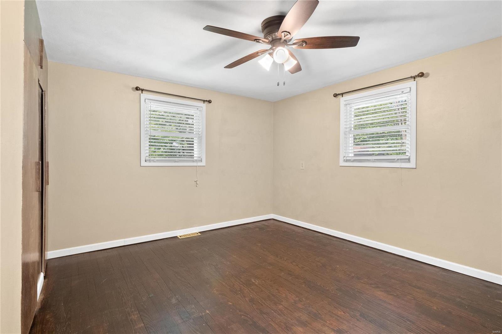 254 Gall Road Columbia, IL 62236 - Photo 11 of 34 Gallery Image 11