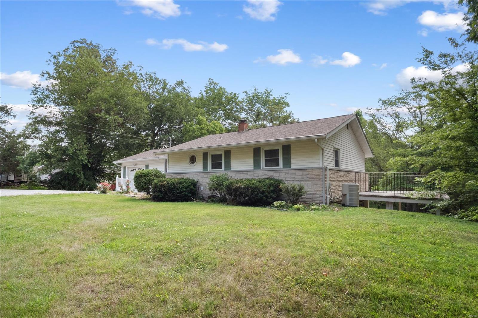 254 Gall Road Columbia, IL 62236 - Photo 2 of 34 Gallery Image 2