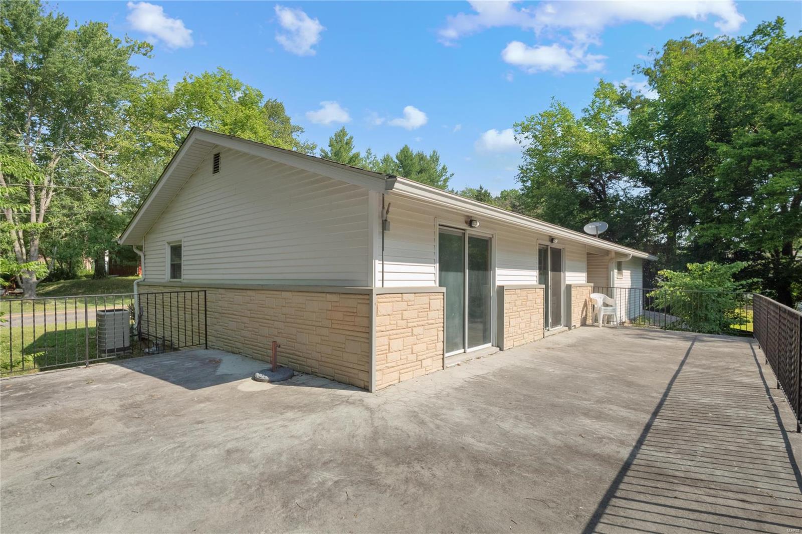 254 Gall Road Columbia, IL 62236 - Photo 22 of 34 Gallery Image 22