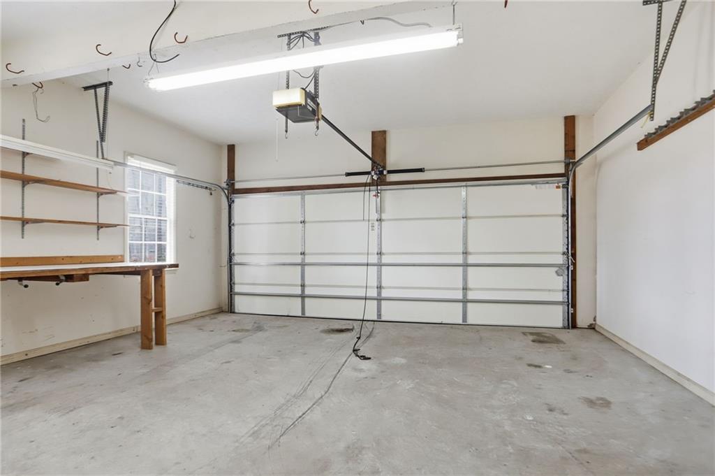 889 Lakeview Road Grayson, GA 30017 - Photo 30 of 35