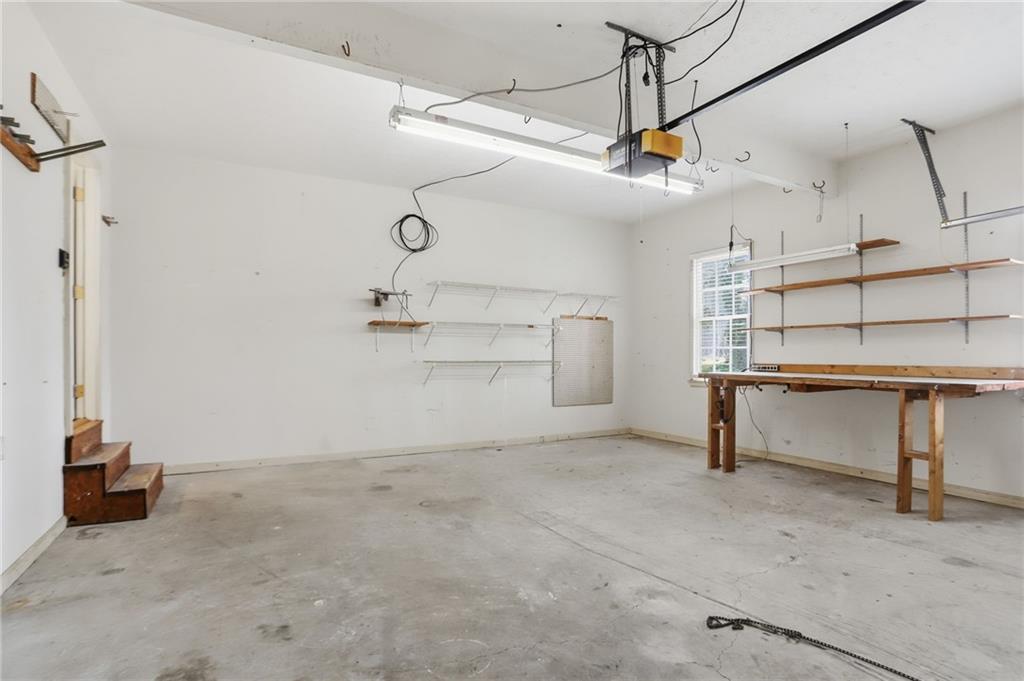 889 Lakeview Road Grayson, GA 30017 - Photo 31 of 35