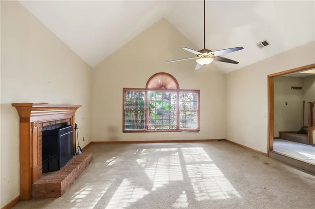 $334,900 | 889 Lakeview Road, Grayson, GA 30017