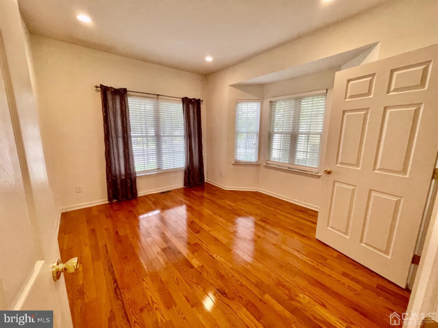 10 Wilson Way Riverside, NJ 08075 - Photo 15 of 32