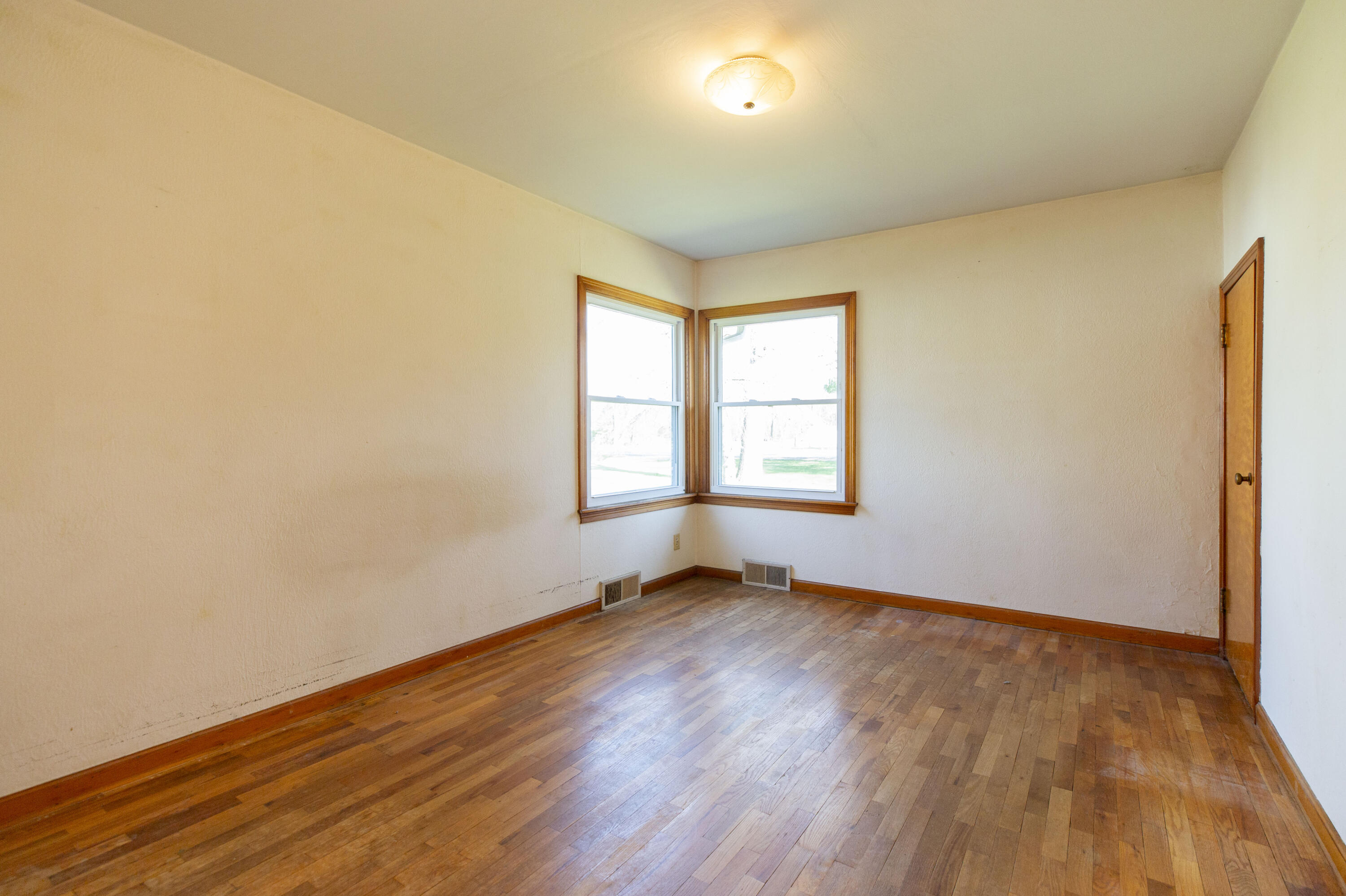1216 East Bertrand Road Niles, MI 49120 - Photo 15 of 30 1216 Bertrand_2024_3621