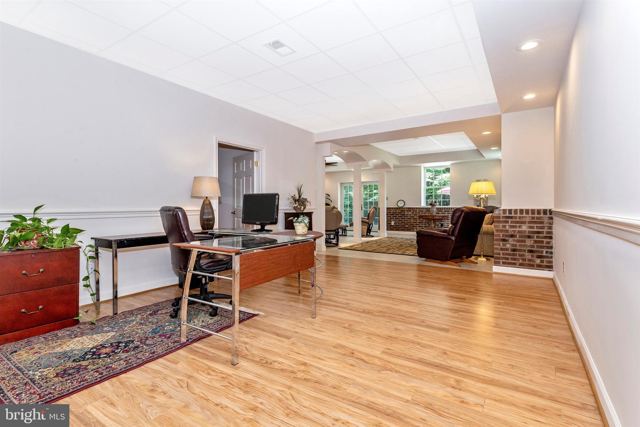 6250 Mt Phillip Road Frederick, MD 21703 - Photo 29 of 79 Lower Level Office Area - Could Be Game Room