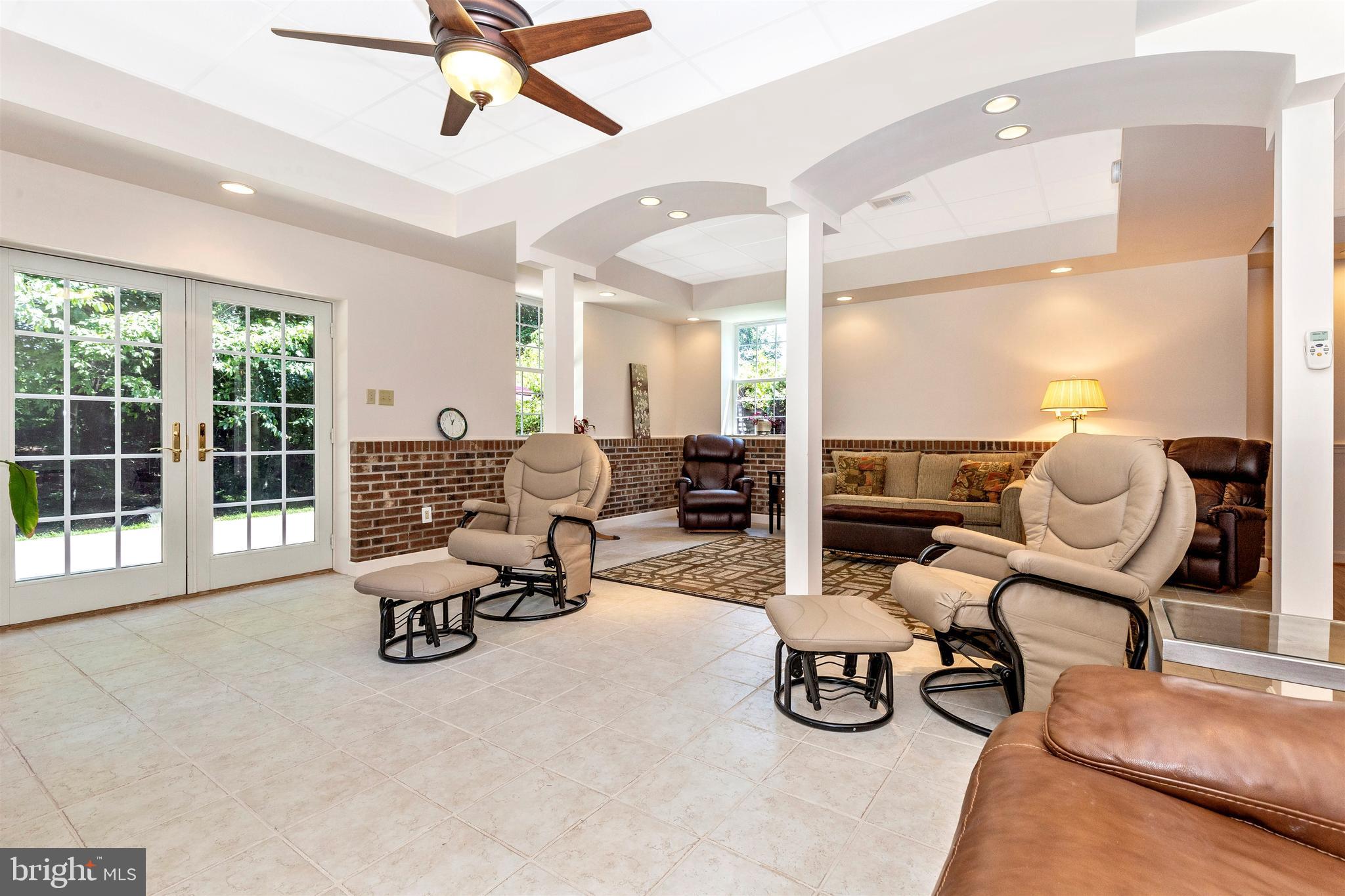 6250 Mt Phillip Road Frederick, MD 21703 - Photo 34 of 79 Lower Level - Family Room - Walkout To Patio
