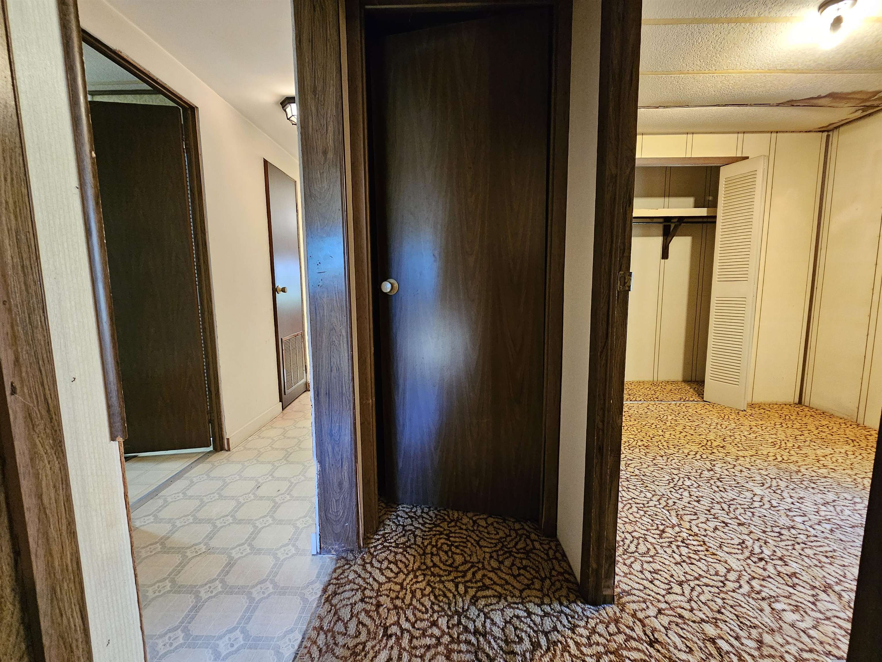 818 Davidson Hill Road Chester, VT 05143 - Photo 21 of 39