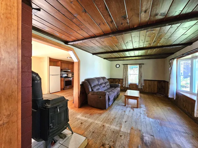 $280,000 | 818 Davidson Hill Road, Chester, VT 05143