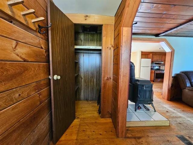 $280,000 | 818 Davidson Hill Road, Chester, VT 05143