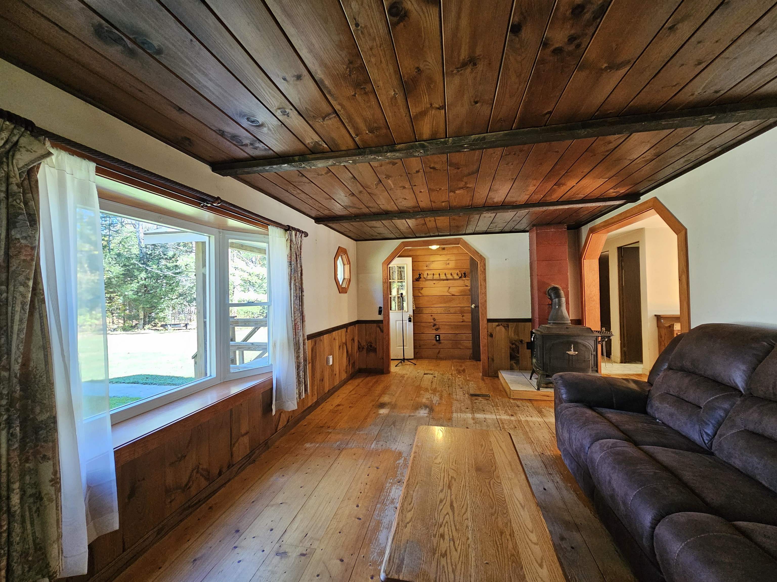 818 Davidson Hill Road Chester, VT 05143 - Photo 6 of 39