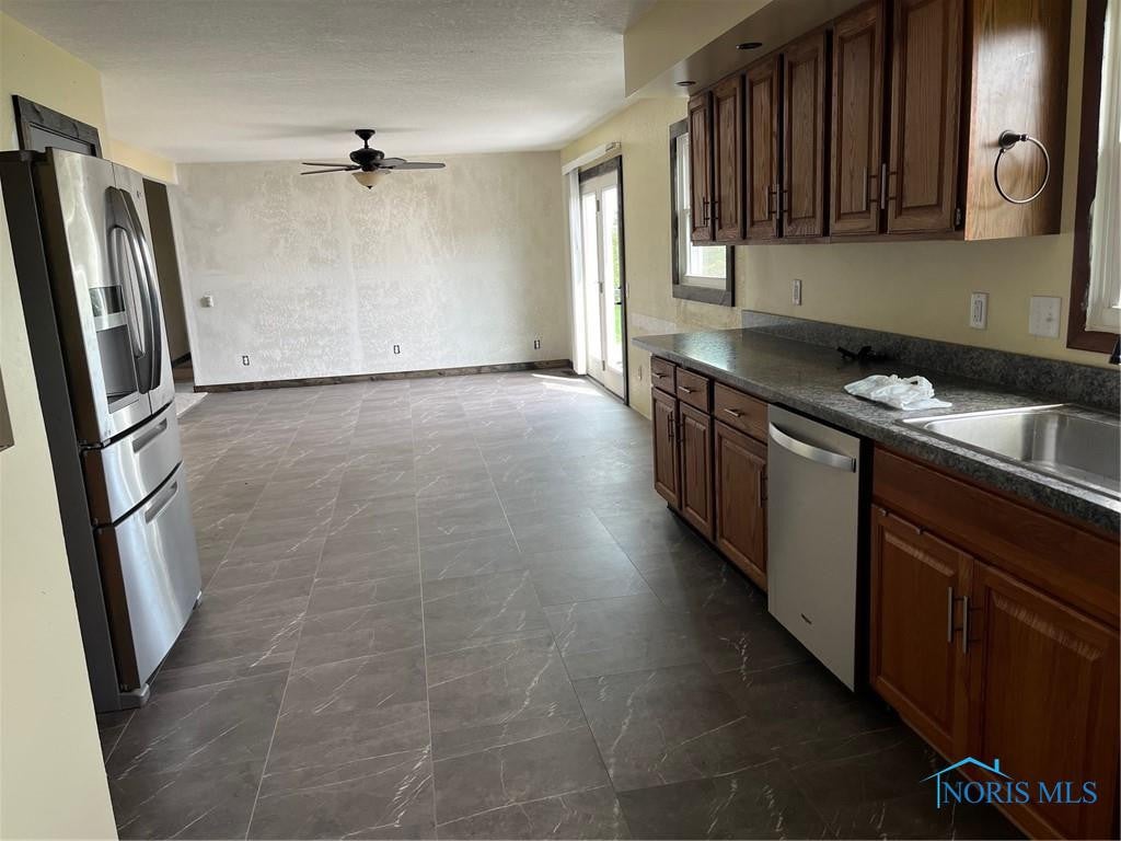 6131 County Road East Delta, OH 43515 - Photo 11 of 24 Gallery Image 11