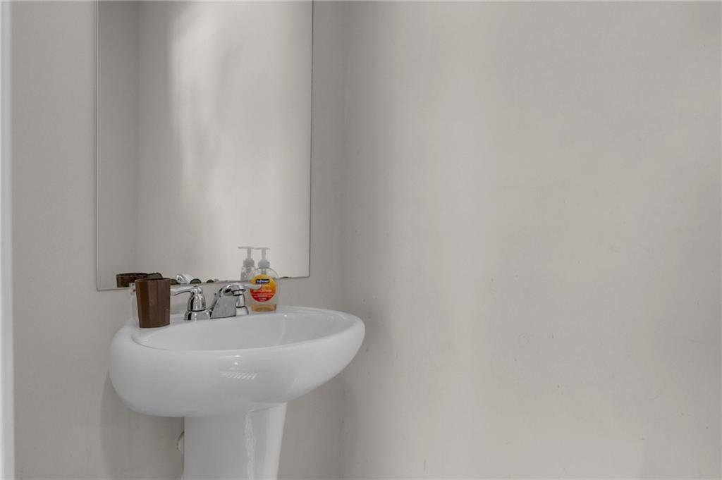 7369 St Peter Way Fairburn, GA 30213 - Photo 2 of 22