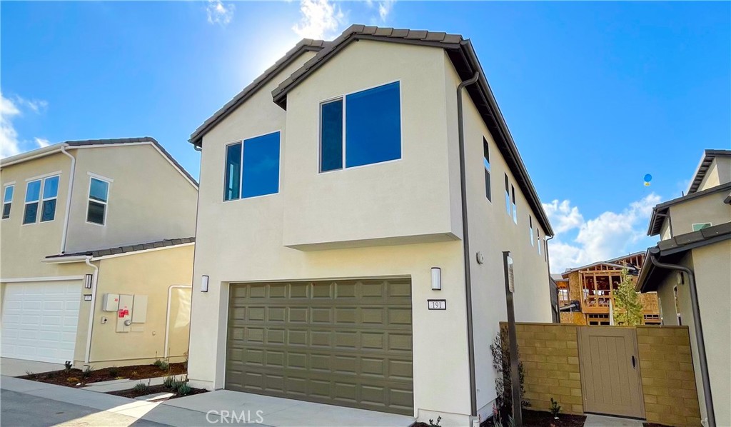 191 Junco Irvine, CA 92618 - Photo 3 of 31 a bathroom with a sink and mirror