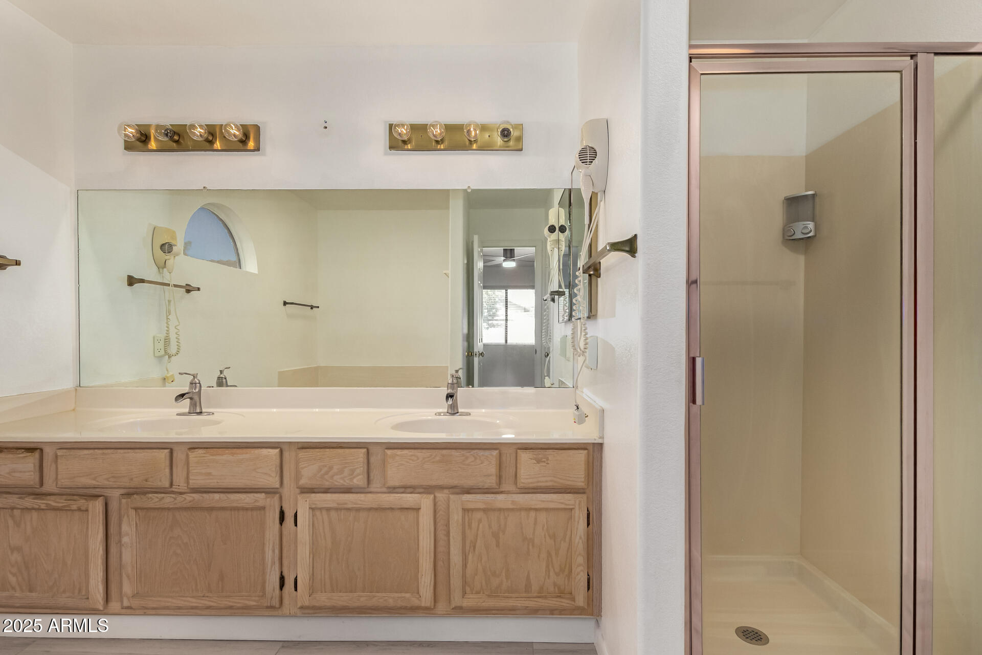 1426 East Redfield Road Gilbert, AZ 85234 - Photo 18 of 49 1426 E Redfield Rd