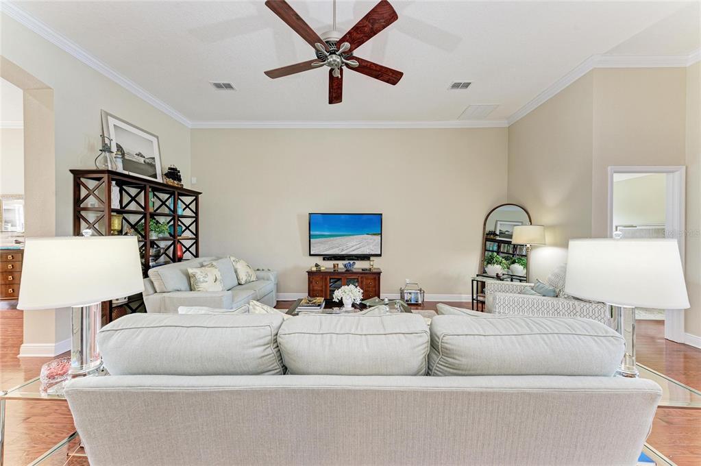 302 Cockle Shell Loop Apollo Beach, FL 33572 - Photo 19 of 75 a living room with furniture