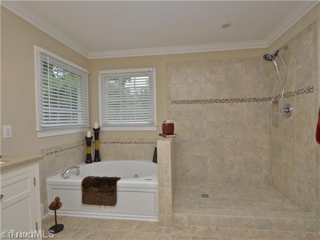 6375 Robinhood Road Pfafftown, NC 27040 - Photo 12 of 16 Master Bath/Spa.