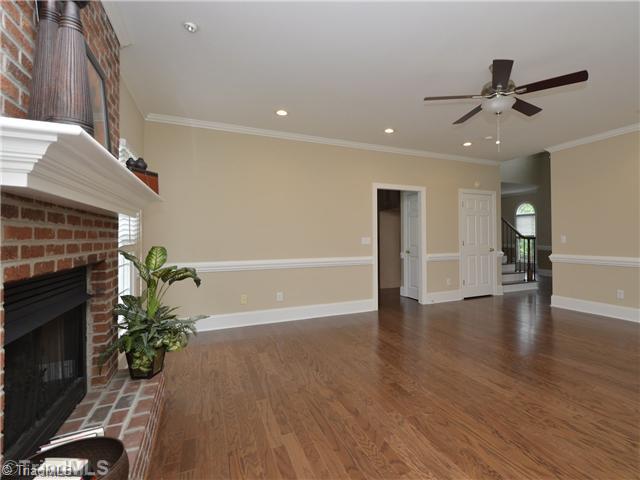 6375 Robinhood Road Pfafftown, NC 27040 - Photo 10 of 16 Den/Family/Great Room.