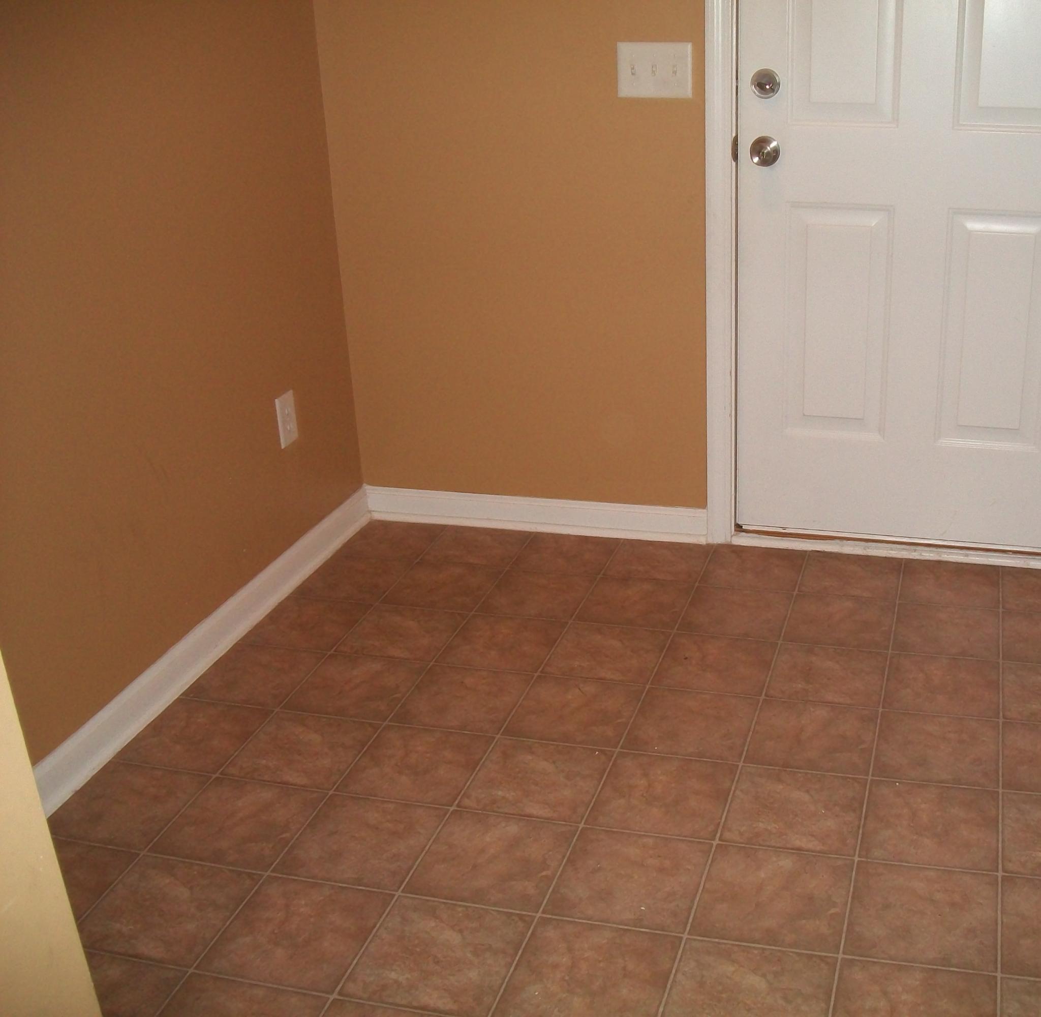 360 Deep River Road Summerville, SC 29486 - Photo 18 of 45 Mud Room