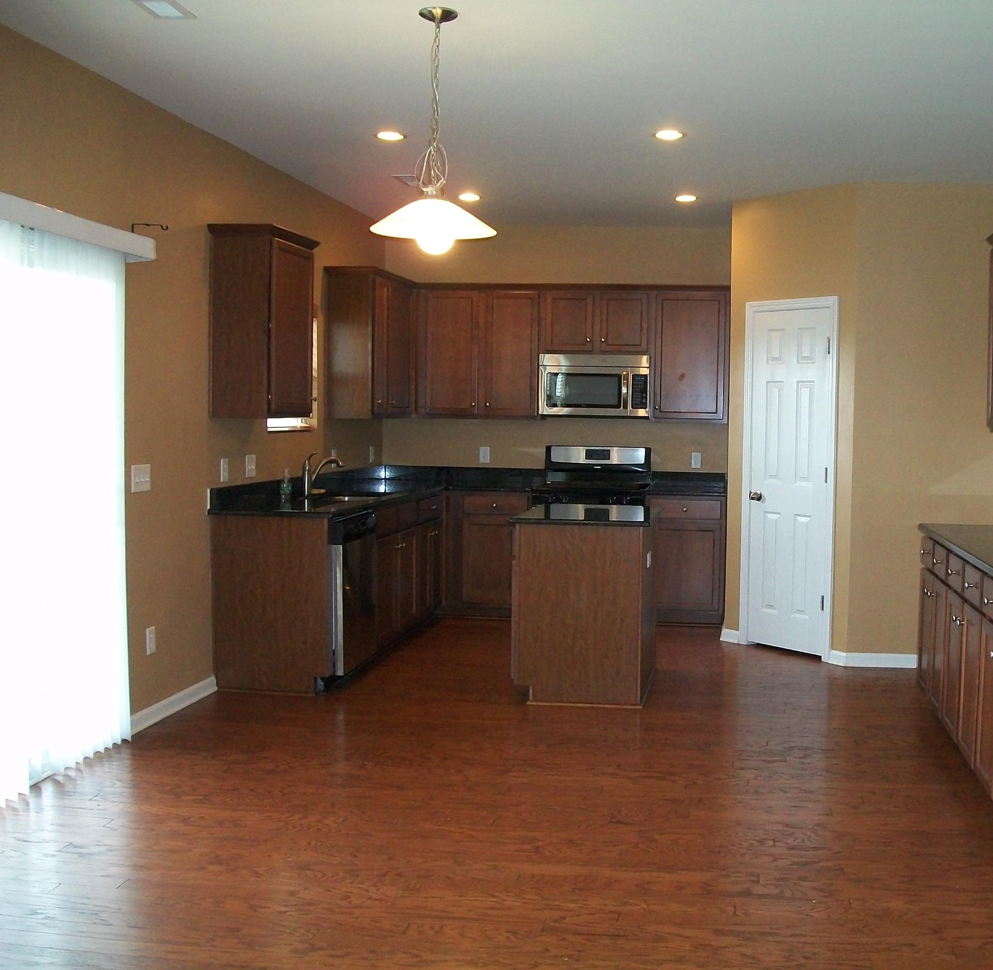 360 Deep River Road Summerville, SC 29486 - Photo 7 of 45 Eat-In Kitchen
