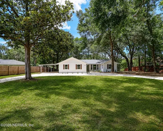 $675,000 | 1277 Lake Asbury Drive, Green Cove Springs, FL 32043
