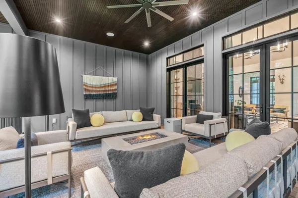 $2,125,000 | 3341 Gaslight Lane, Saugatuck, MI 49453
