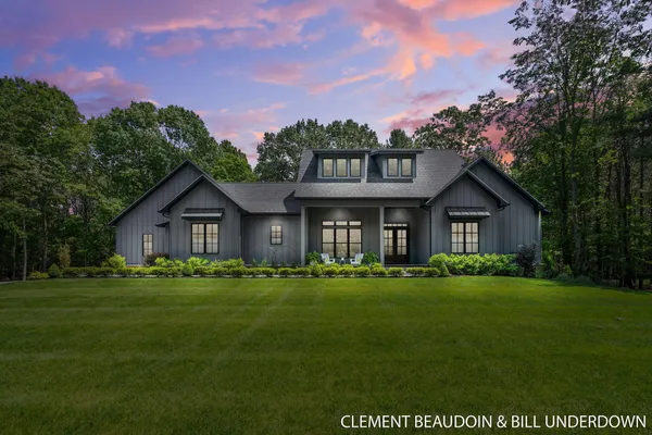 $2,125,000 | 3341 Gaslight Lane, Saugatuck, MI 49453