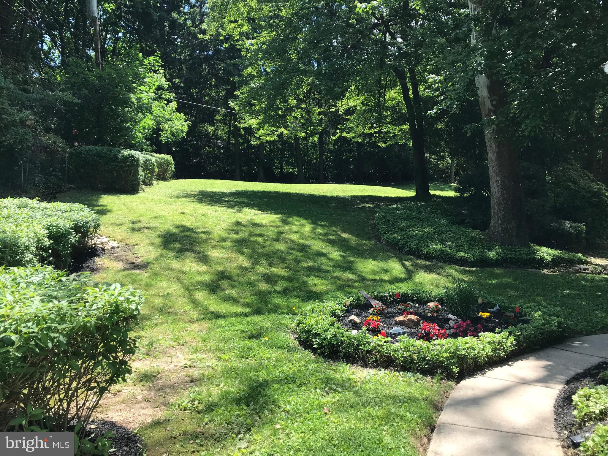 941 Croton Road Wayne, PA 19087 - Photo 2 of 13