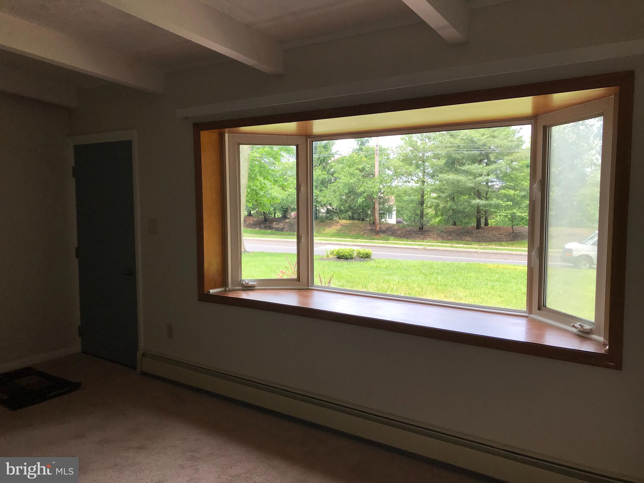 941 Croton Road Wayne, PA 19087 - Photo 5 of 13